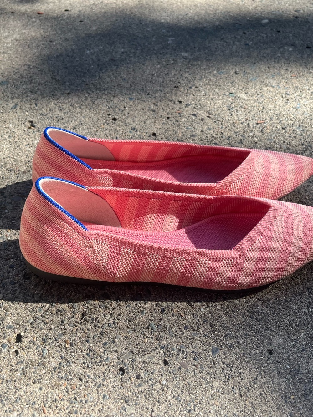 Rothy's Pink Striped Pointed Knit Flats with Blue Trim 8.5 - Picture 4 of 9